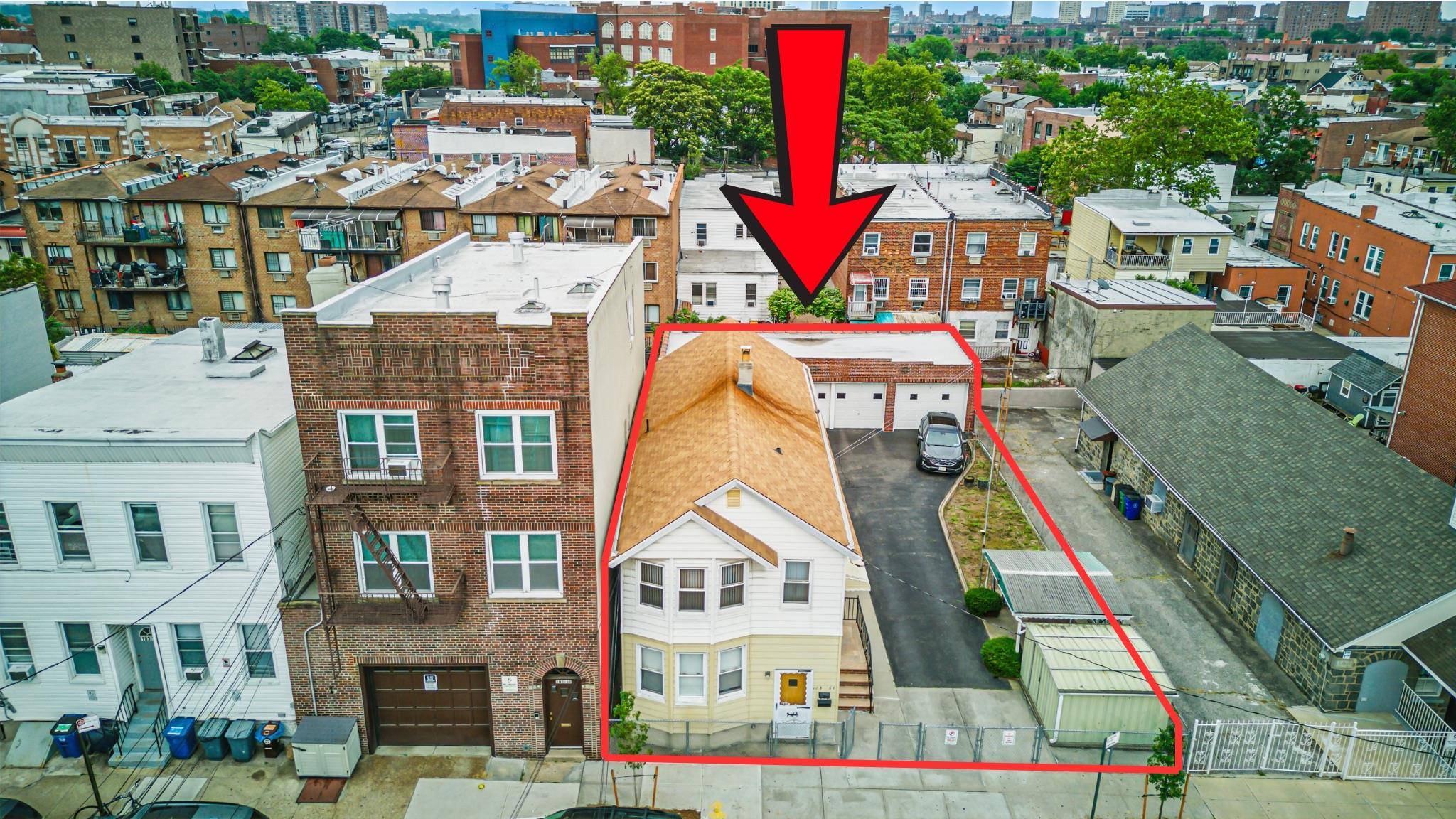 Flushing, NY 11368,10364 52nd AVE