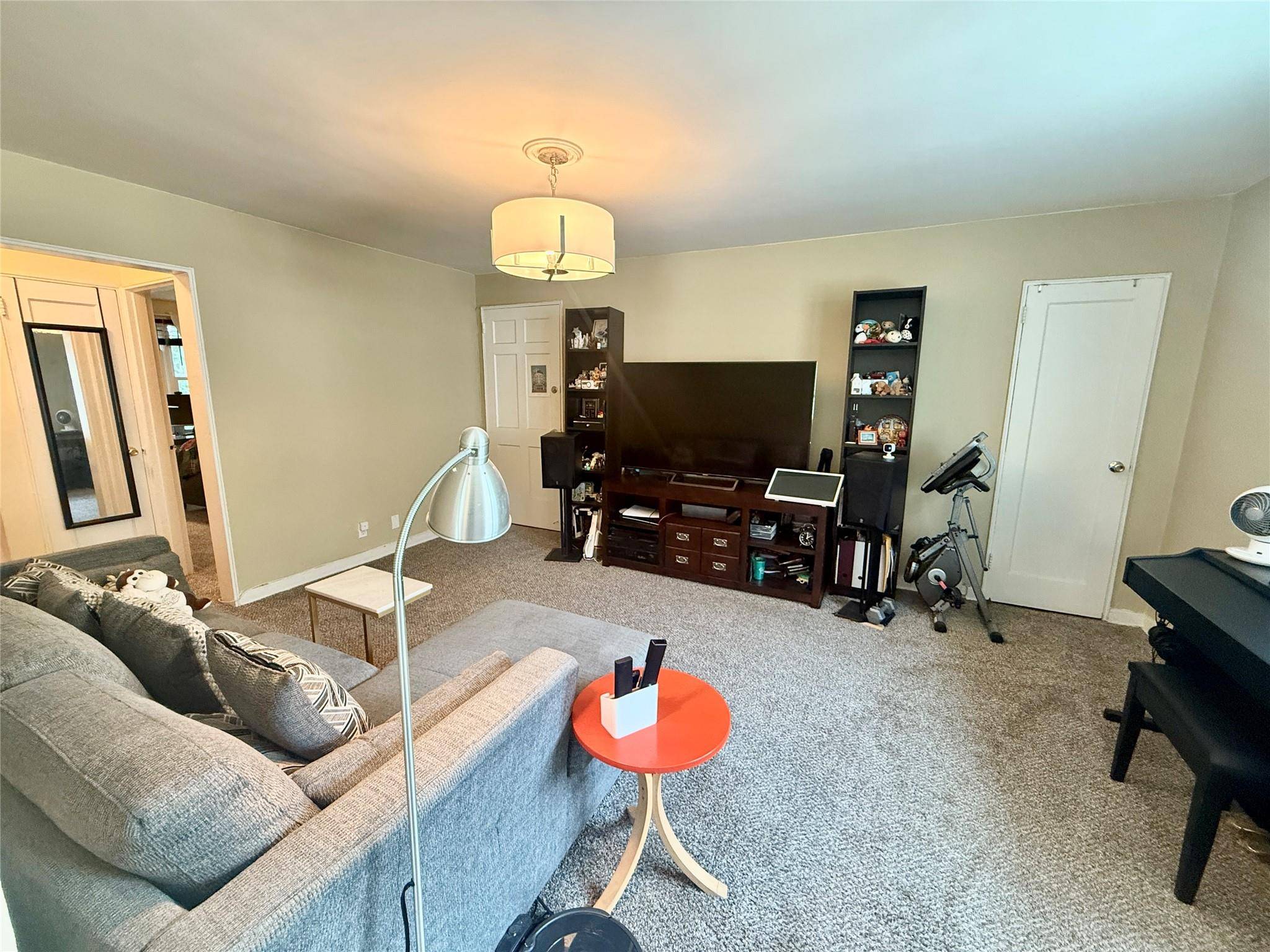 Glen Cove, NY 11542,54U Glen Keith RD #U