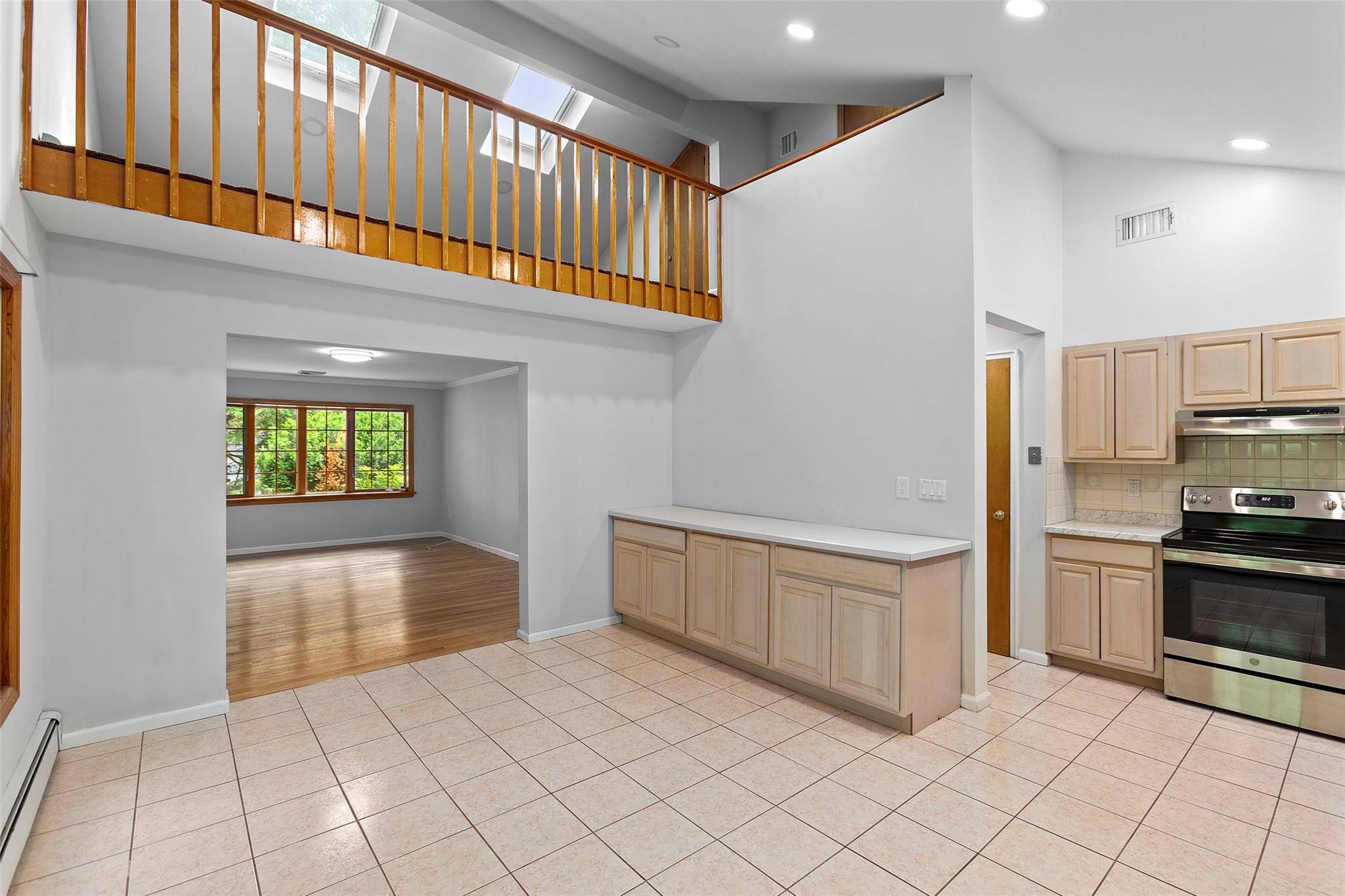 Yorktown Heights, NY 10598,934 Lester RD