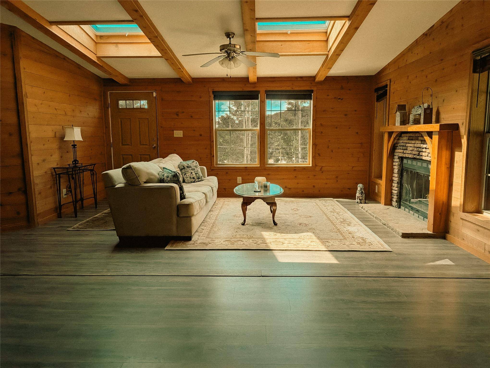 Livingston Manor, NY 12758,91 White Roe