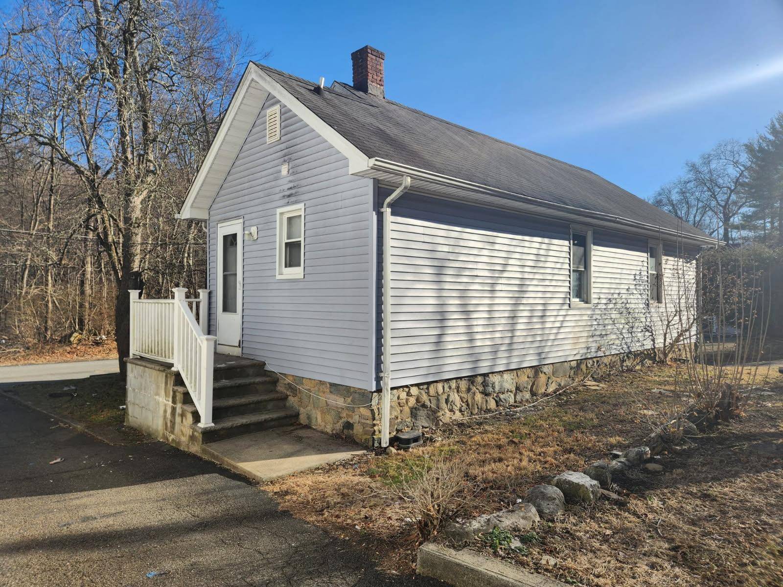 Sloatsburg, NY 10974,24 Hamilton AVE