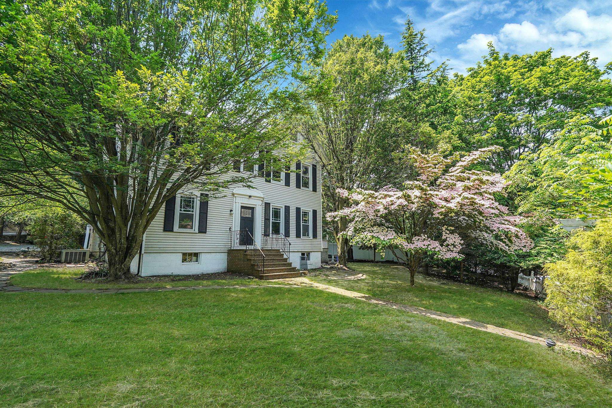 Port Jefferson, NY 11777,201 Liberty AVE