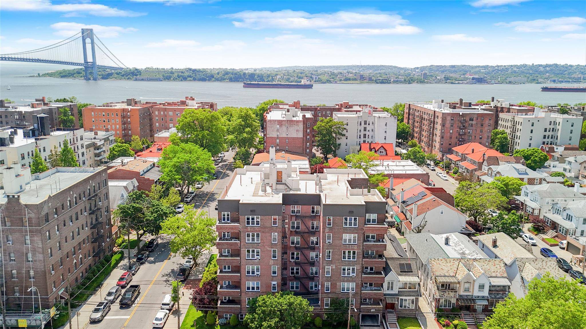 Brooklyn, NY 11209,9430 Ridge BLVD #6F