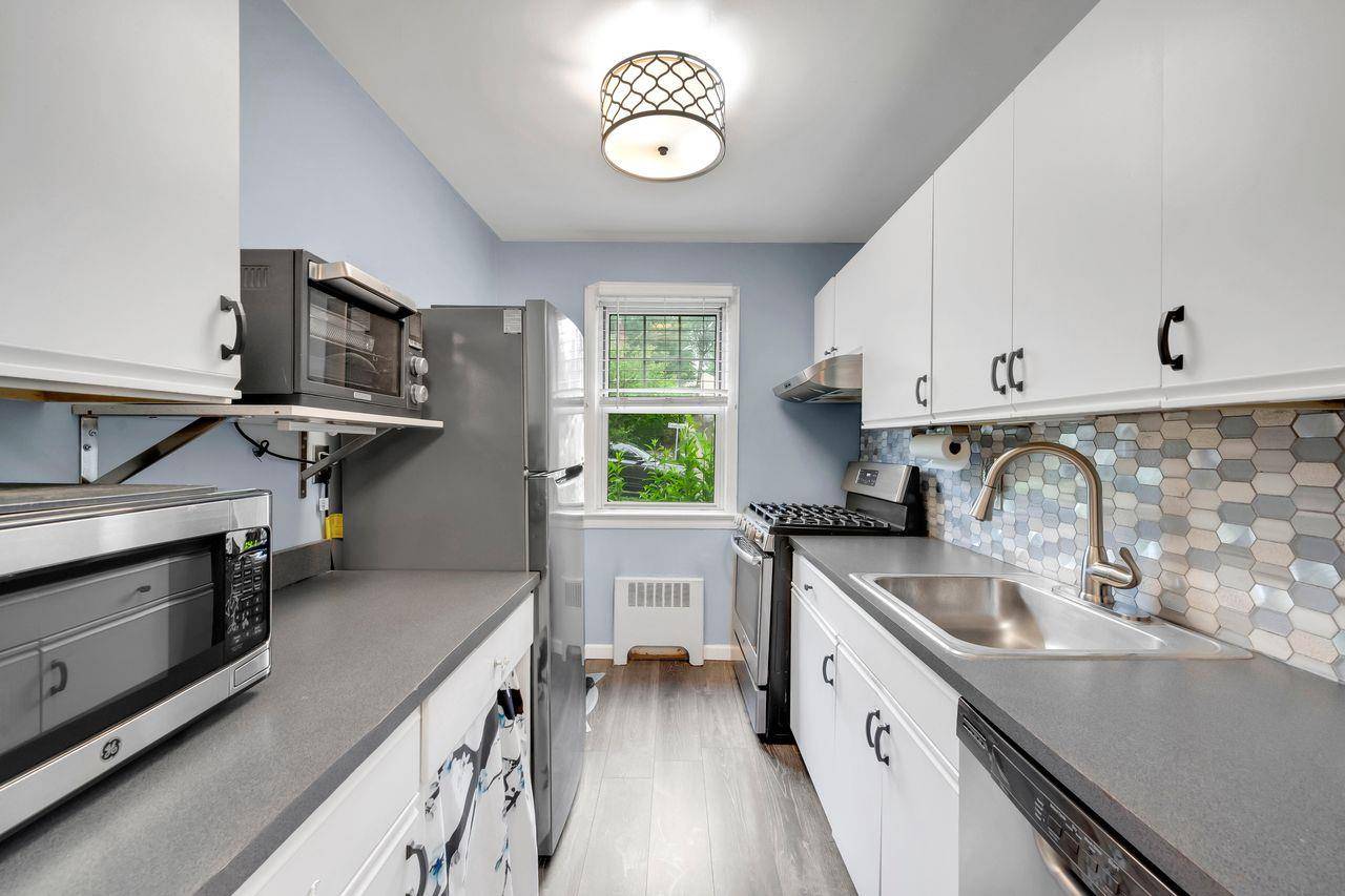 West Harrison, NY 10604,61 columbus ave #1B