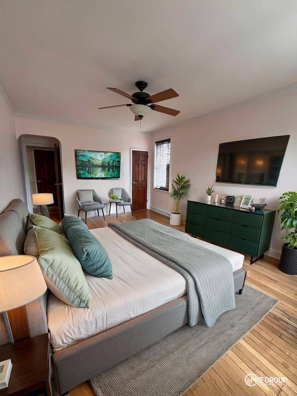 Rego Park, NY 11374,9941 64th Ave #F12