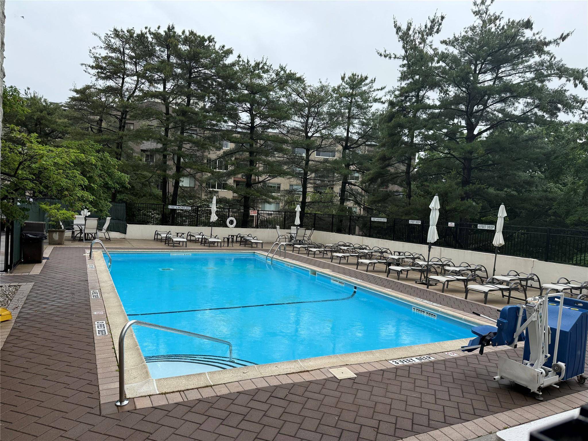 New Rochelle, NY 10805,701 Pelham RD #2E