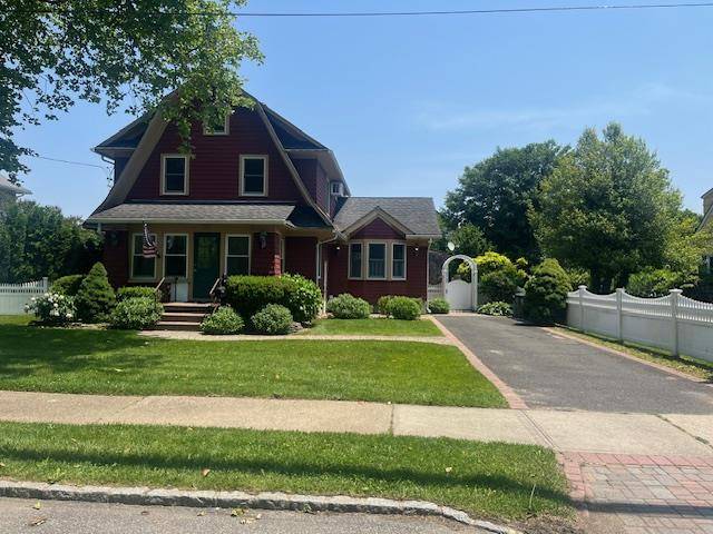 Islip, NY 11751,37 Cedar AVE