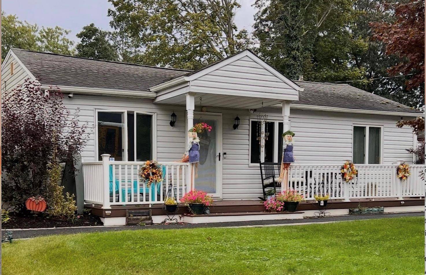 Mastic Beach, NY 11951,115 Dahlia DR