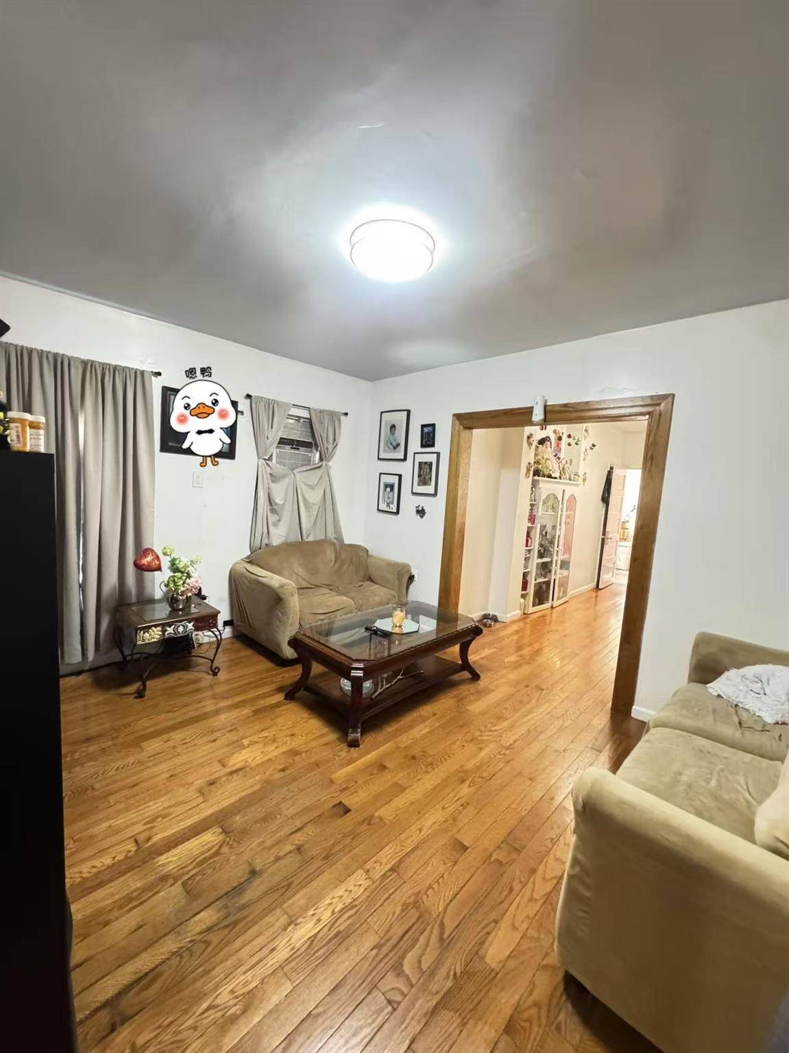 Elmhurst, NY 11373,41-09 Forley ST