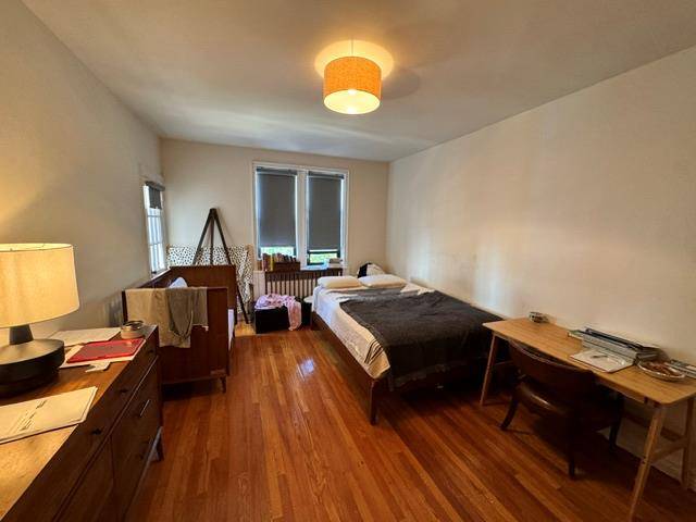 New Rochelle, NY 10801,30 Clinton PL #6E