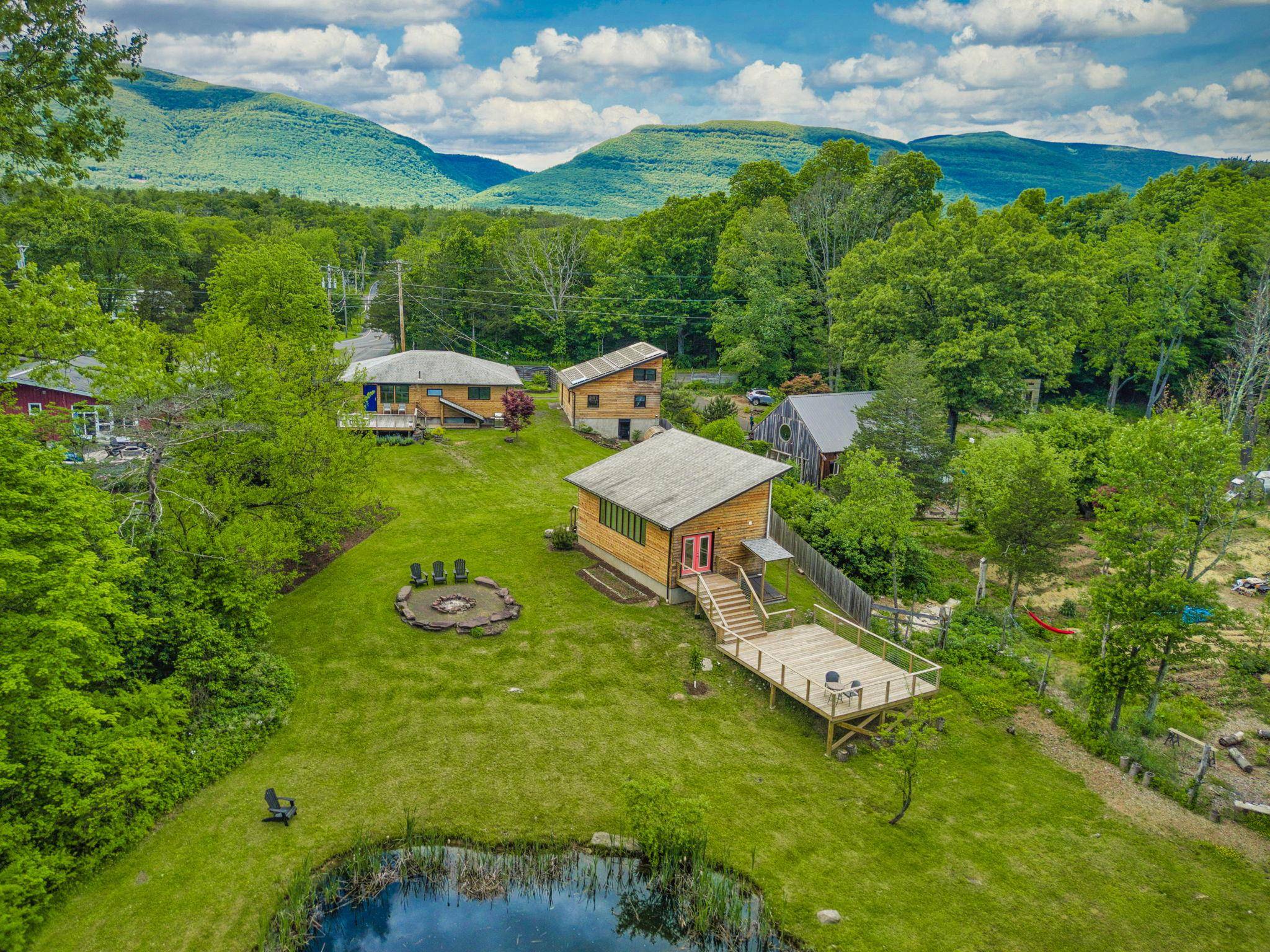 Saugerties, NY 12477,10 Harry Wells RD