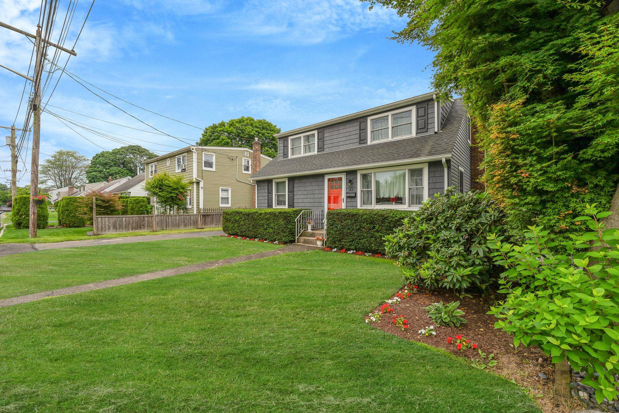 Huntington Station, NY 11746,43 Caldwell ST
