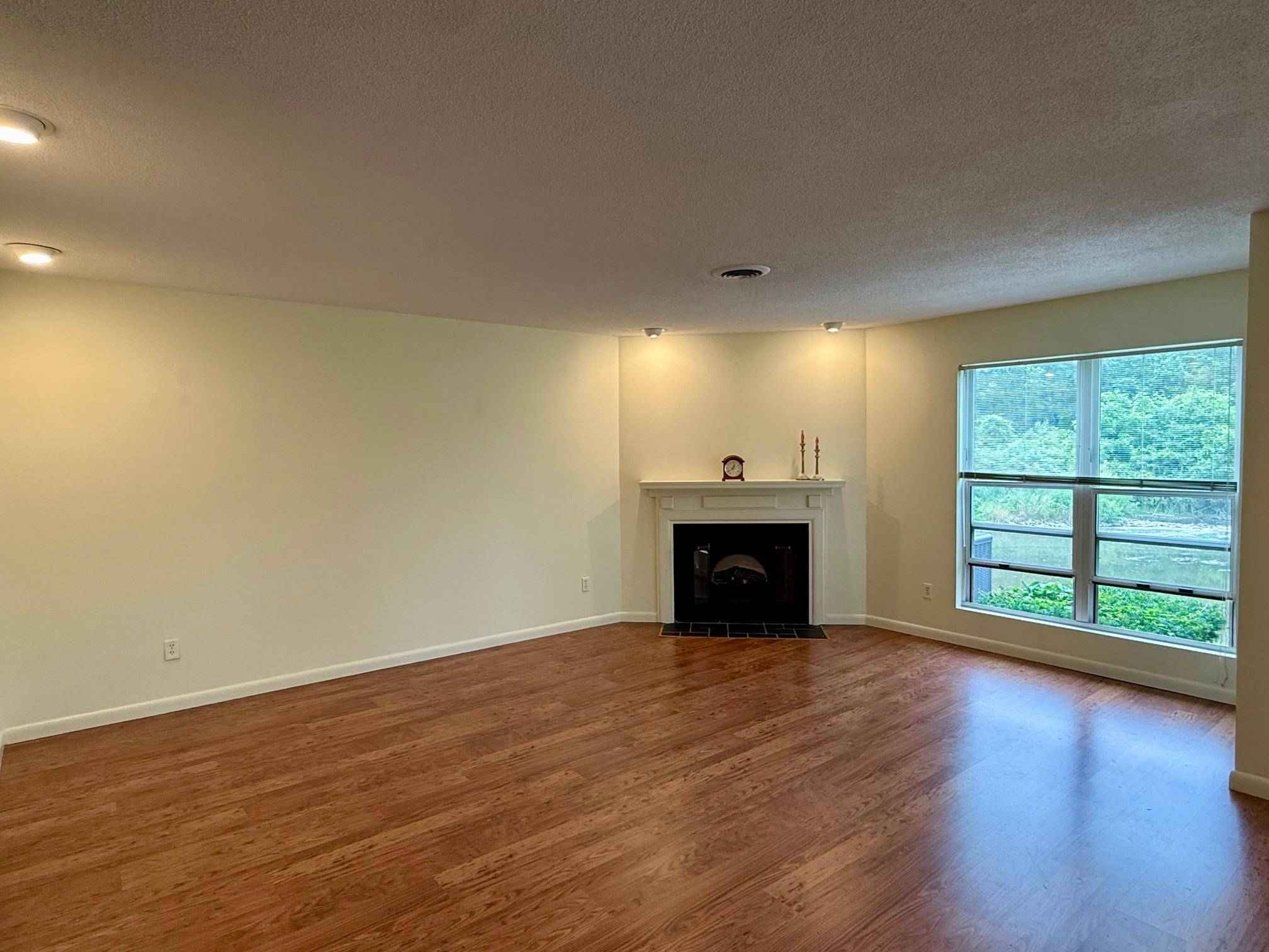 Rhinebeck, NY 12572,11 Creek CIR