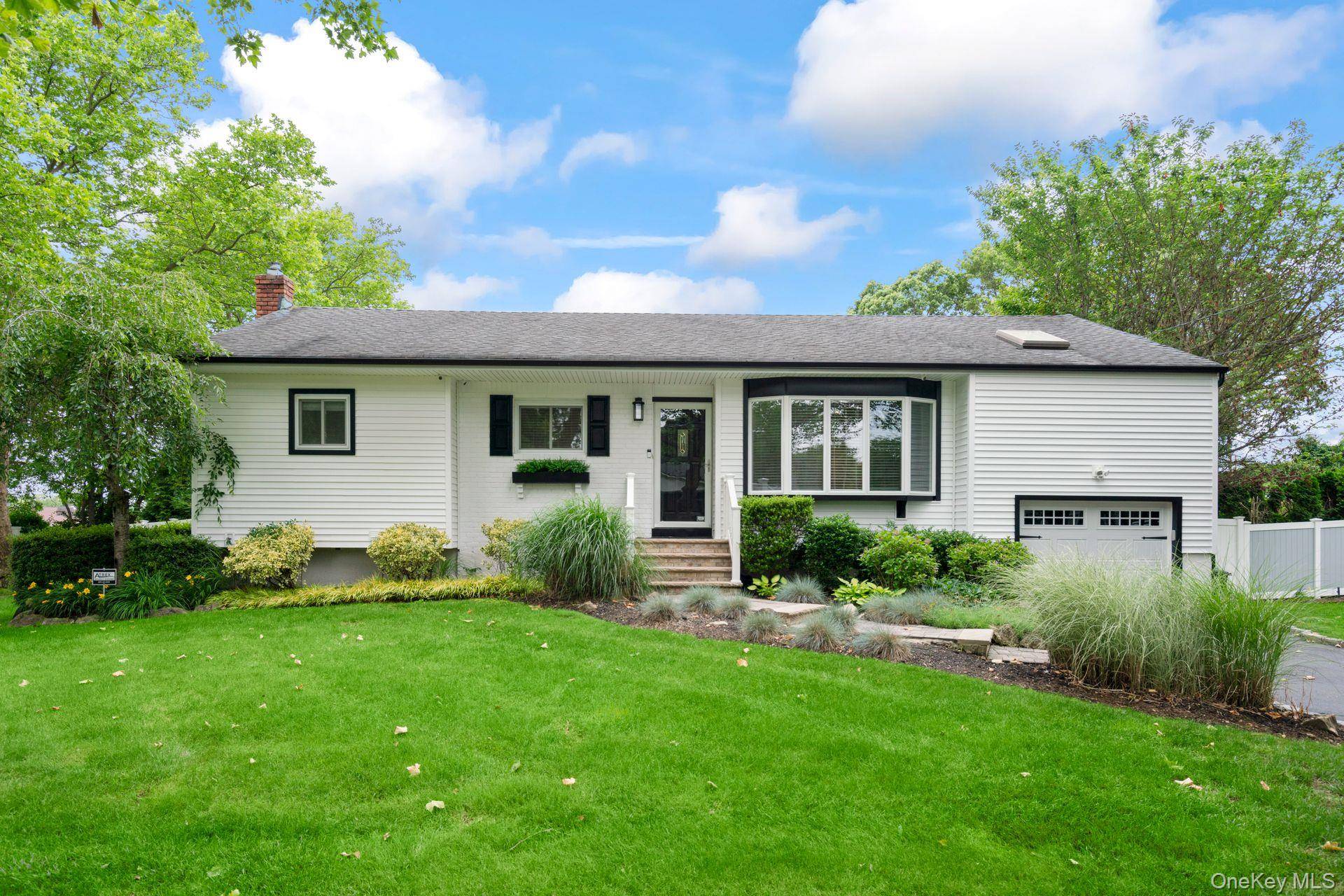 Dix Hills, NY 11746,1016 Westminster AVE