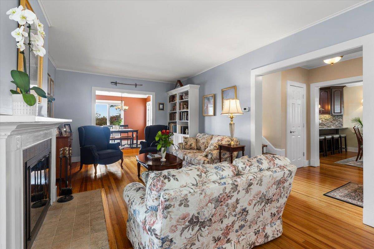 Yonkers, NY 10710,22 Chippewa RD