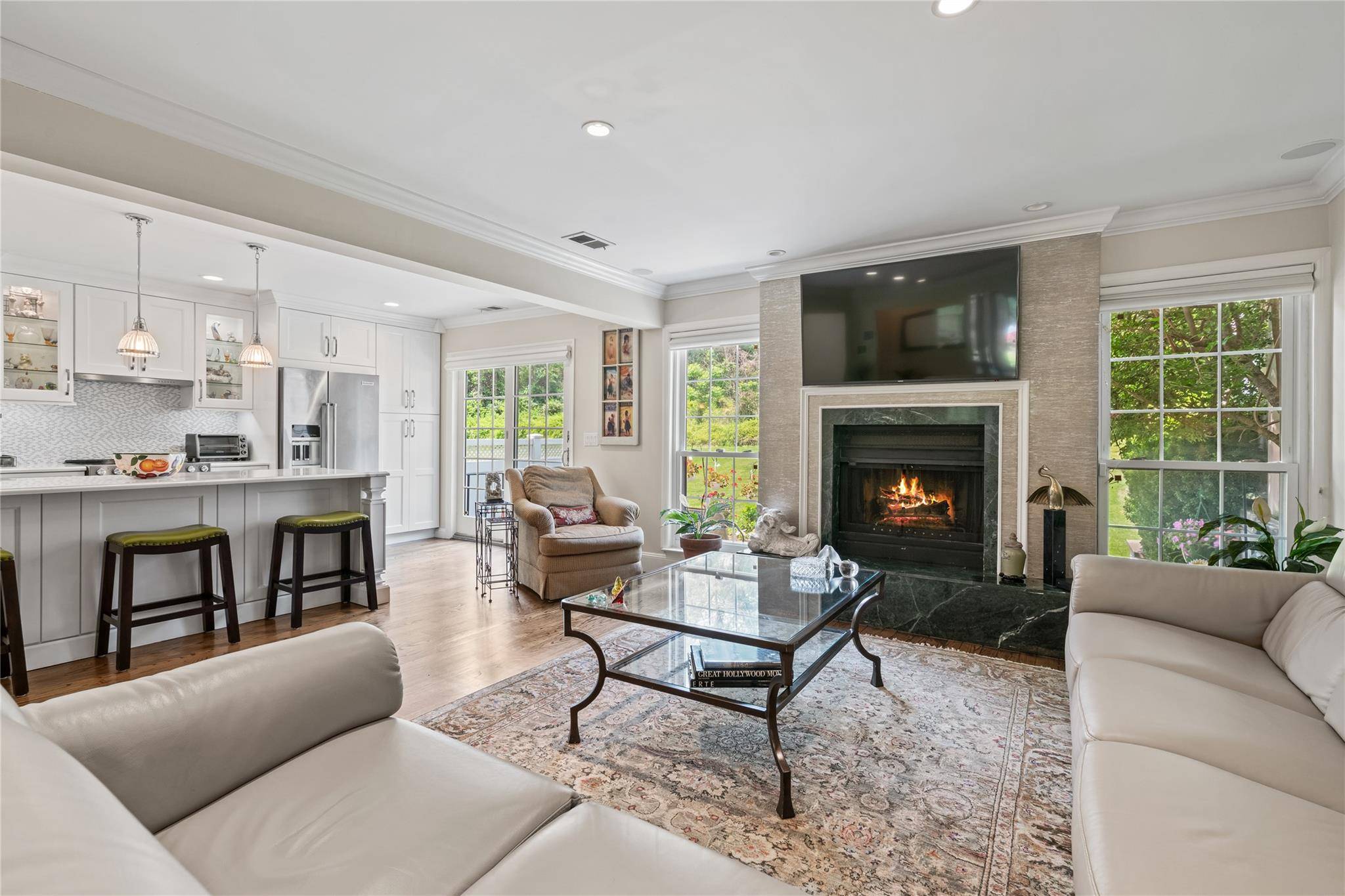 Syosset, NY 11791,81 Hidden Ridge DR