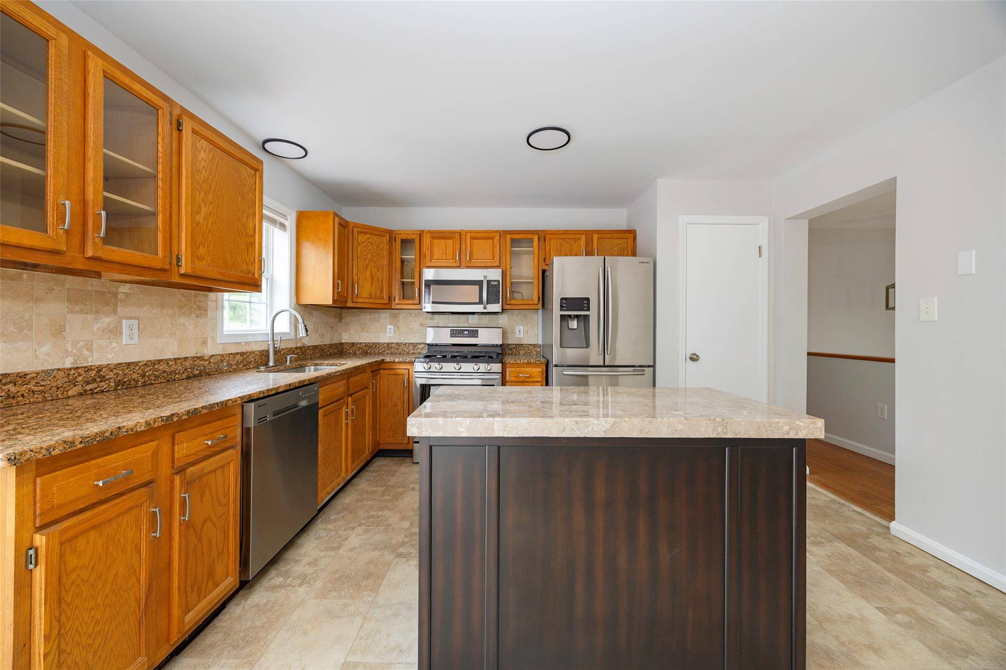 Poughkeepsie, NY 12603,15 Pond ST