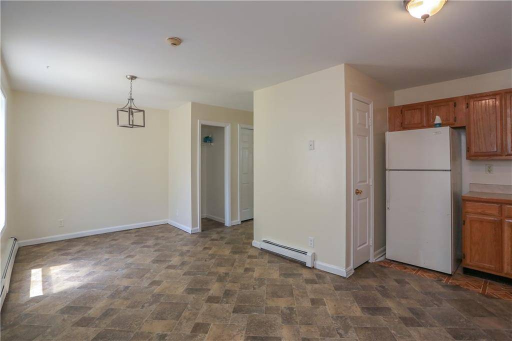 Spring Valley, NY 10977,117 Bethune BLVD #3