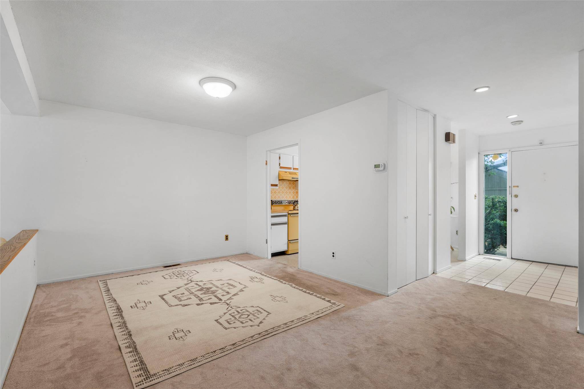 Larchmont, NY 10538,33 Pine Ridge RD