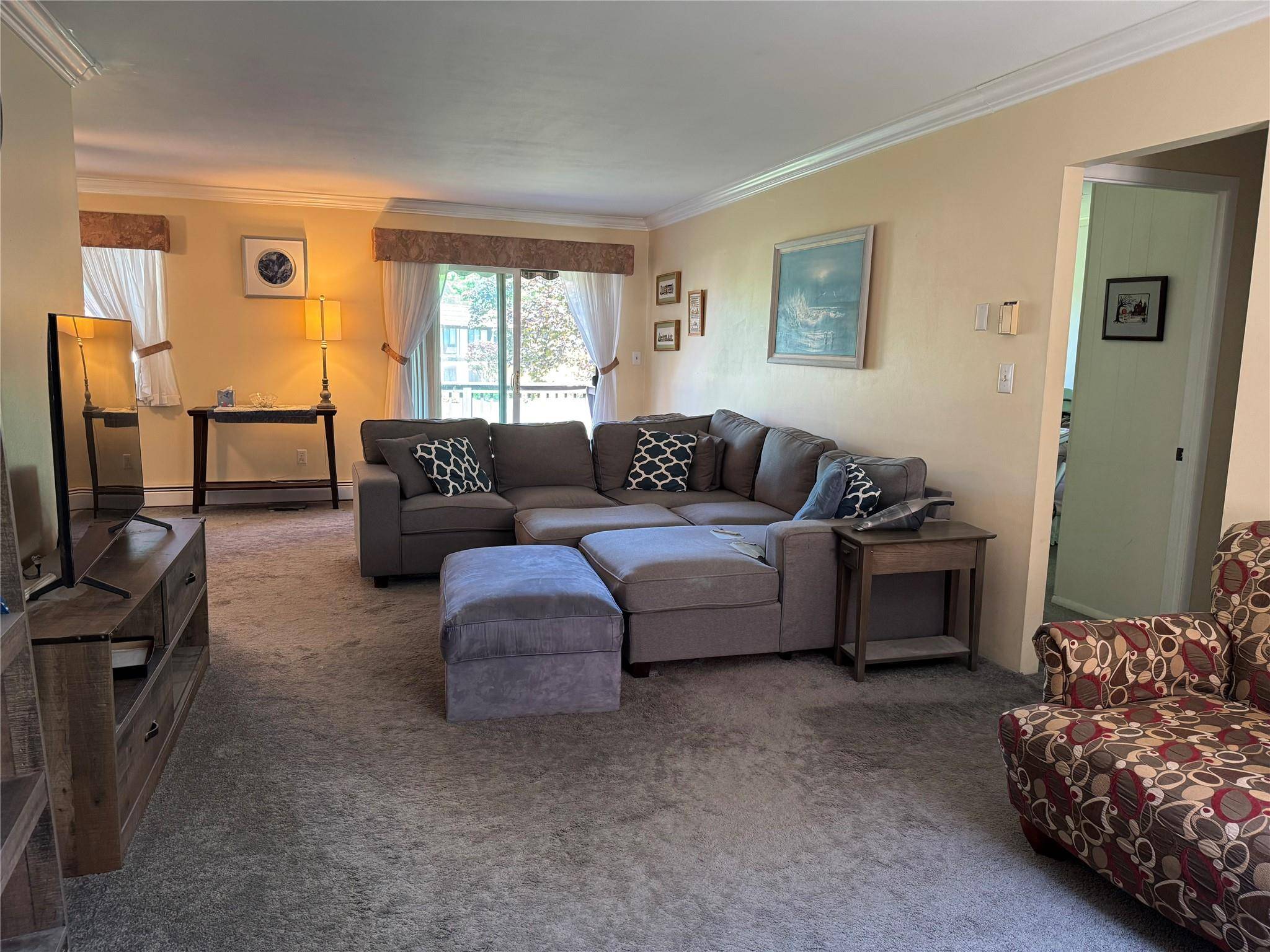 Fishkill, NY 12524,4 Loudon DR #8