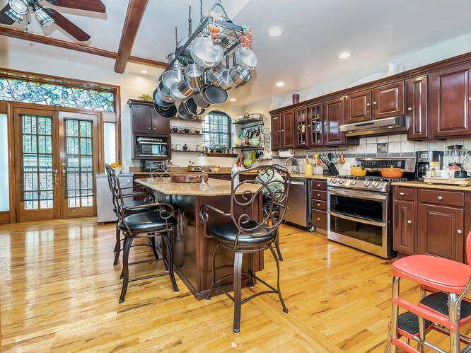 Brooklyn, NY 11226,17 Clarkson AVE