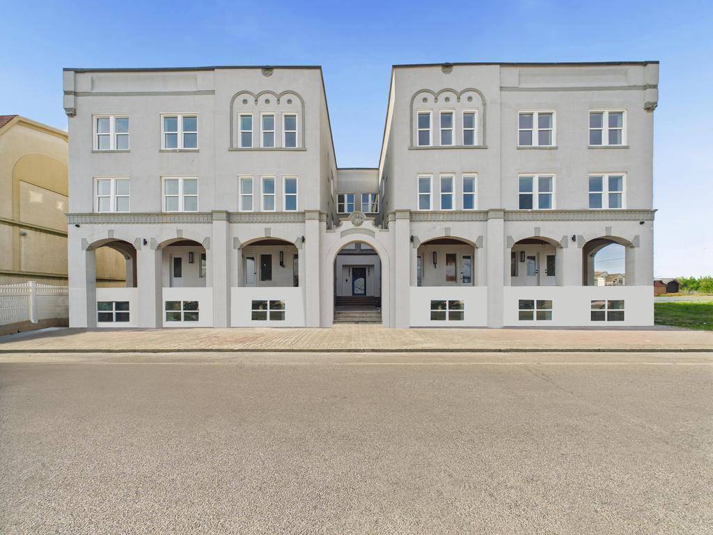 Long Beach, NY 11561,315 W Broadway #1J