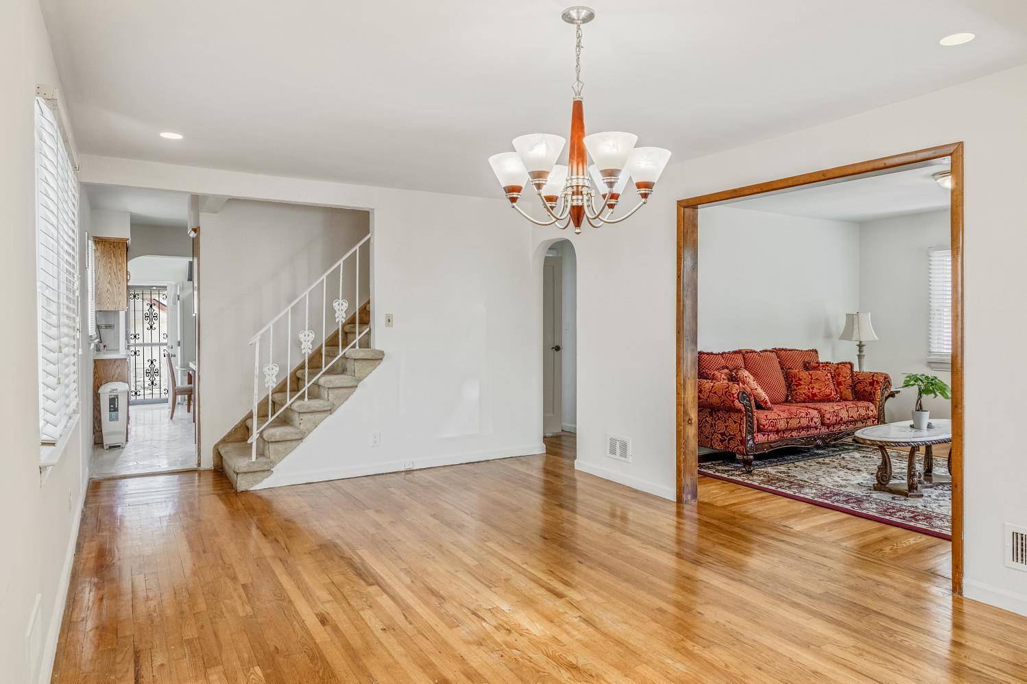 Whitestone, NY 11357,16052 20th AVE