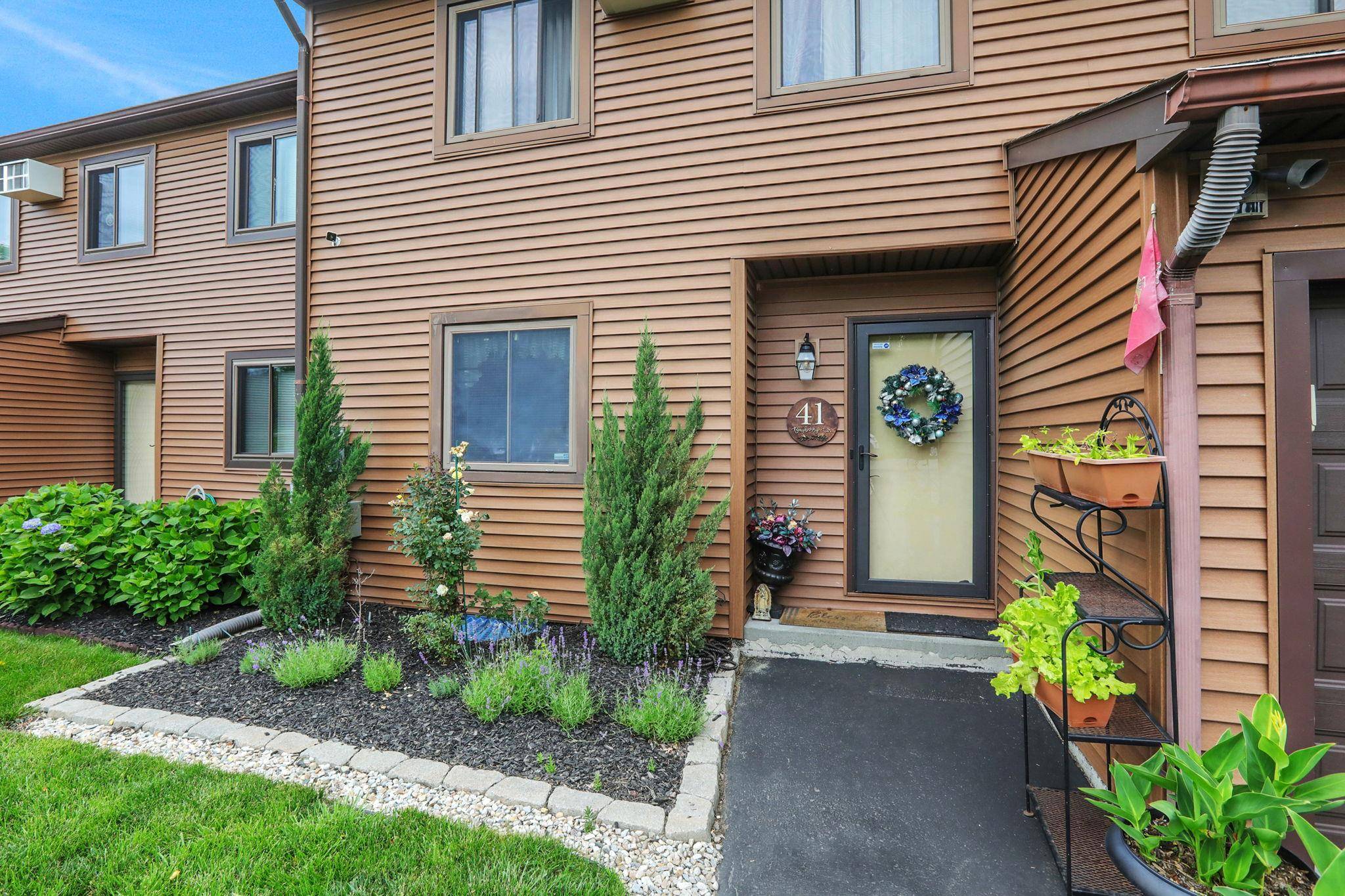 Fishkill, NY 12524,41 Bayberry Circle