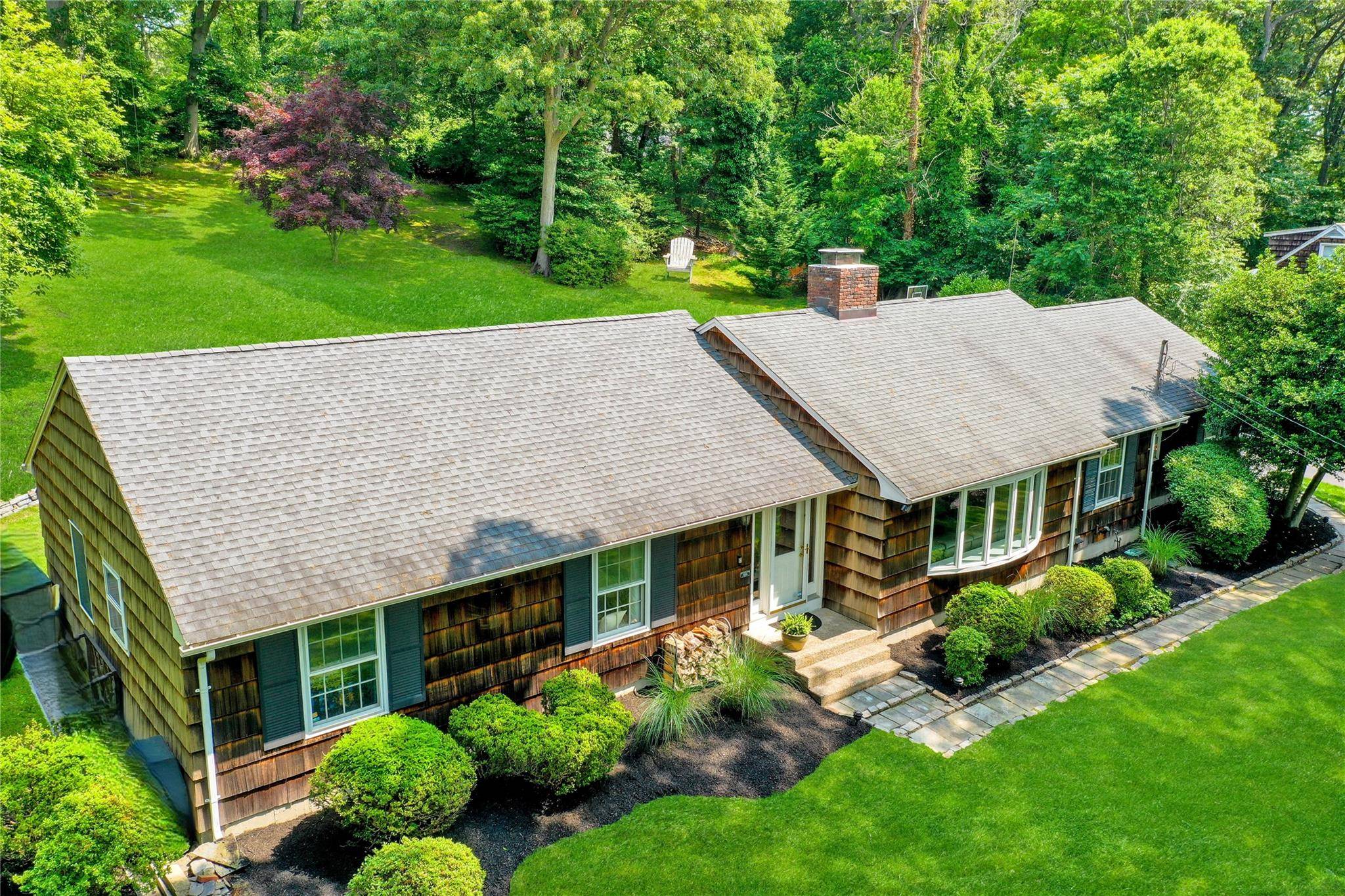Stony Brook, NY 11790,3 Night Heron DR