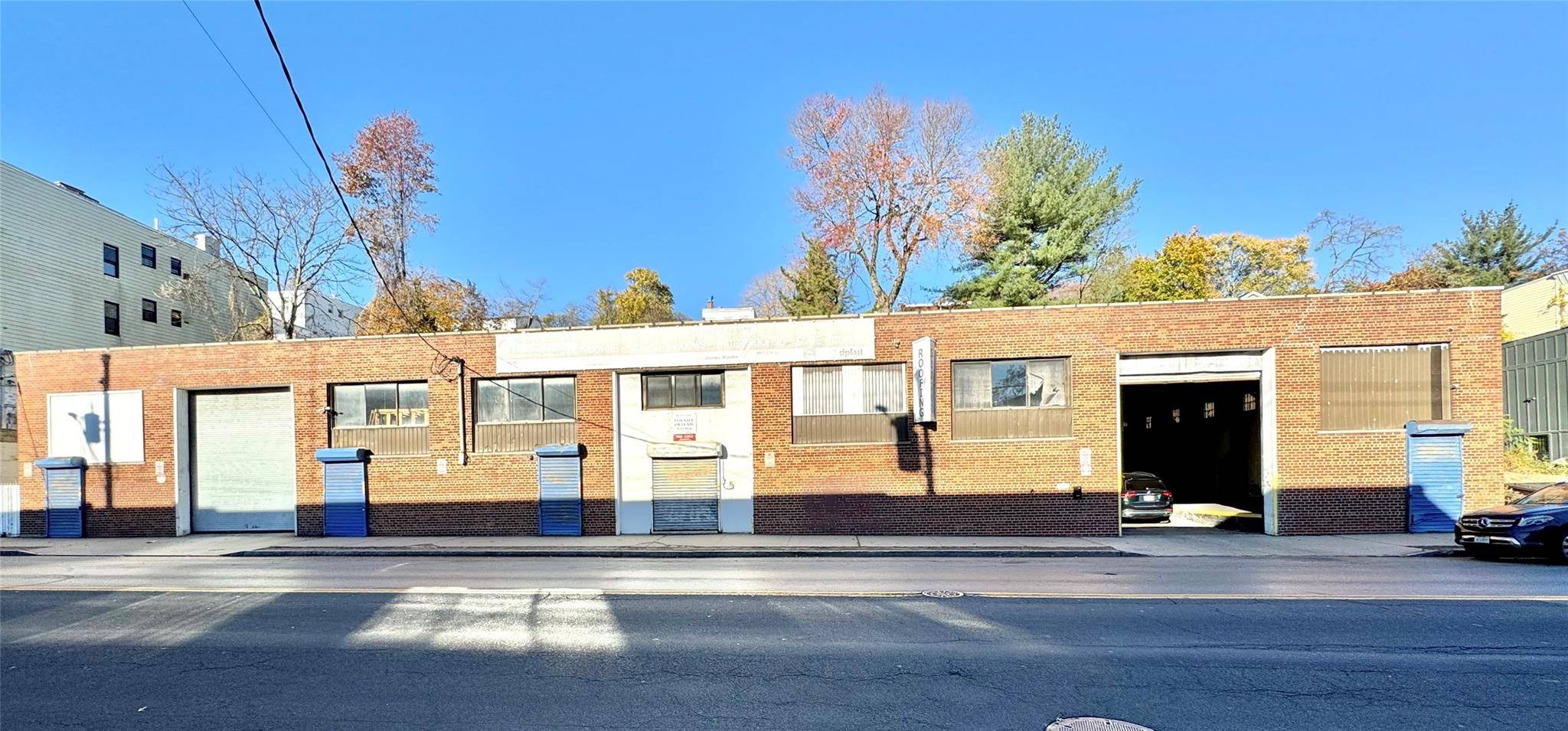 Yonkers, NY 10703,675 Nepperhan AVE