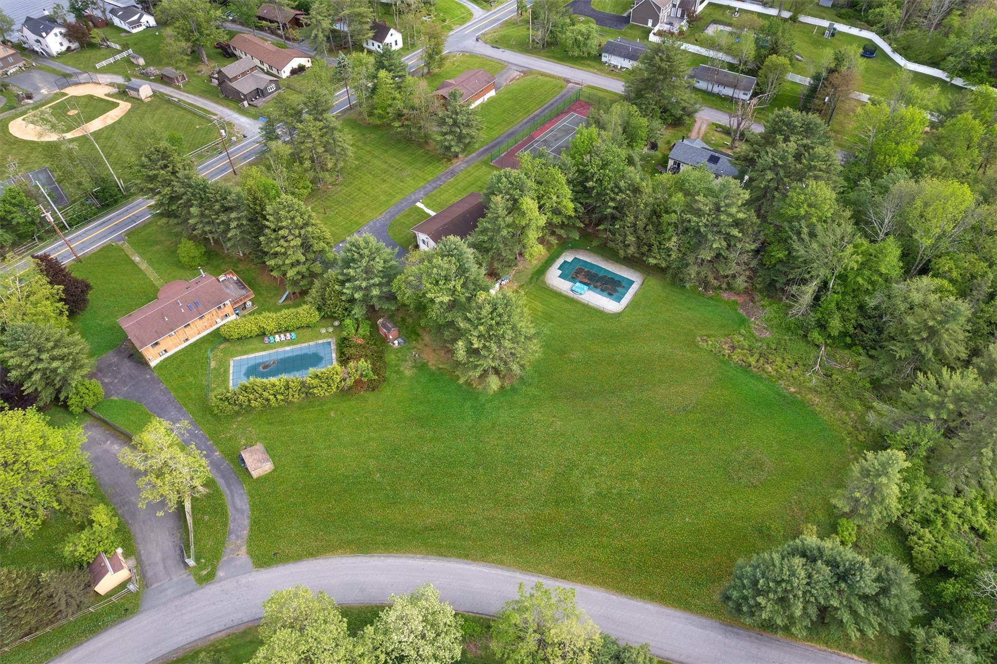 Monticello, NY 12701,17 Old Congress RD