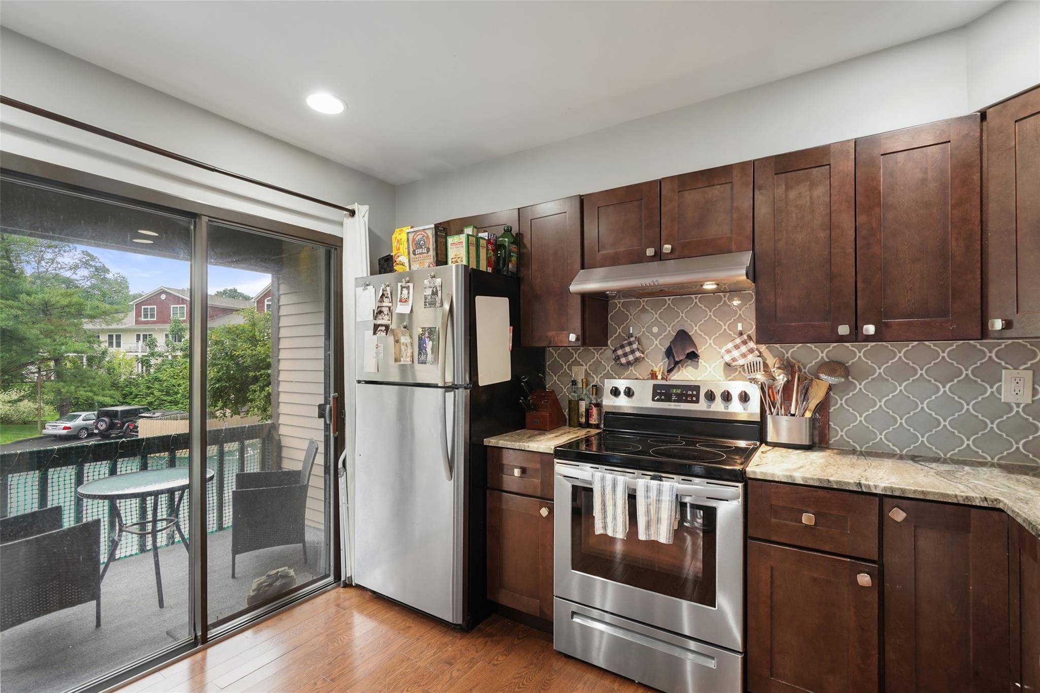 Ossining, NY 10562,33 Fawn CT