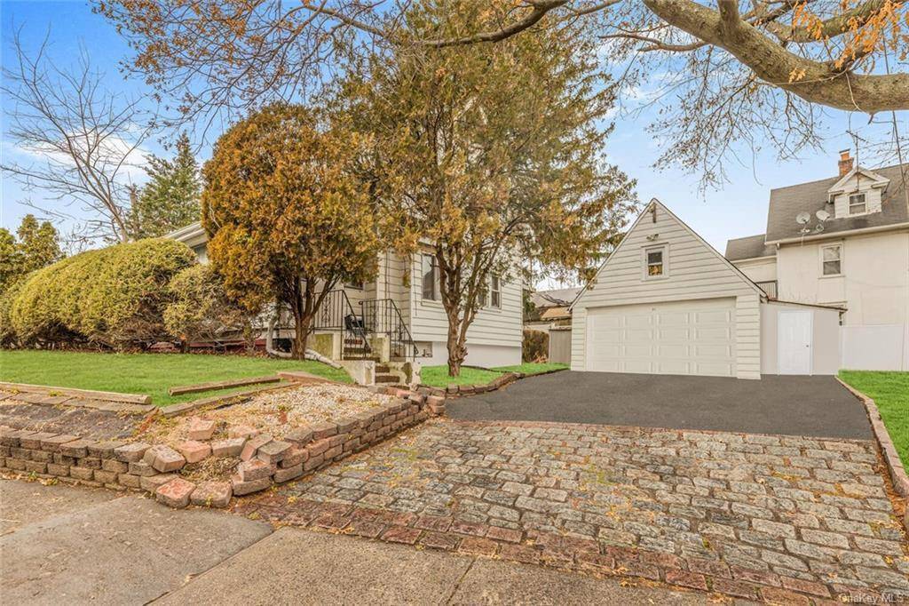 Port Chester, NY 10573,21 Clinton ST
