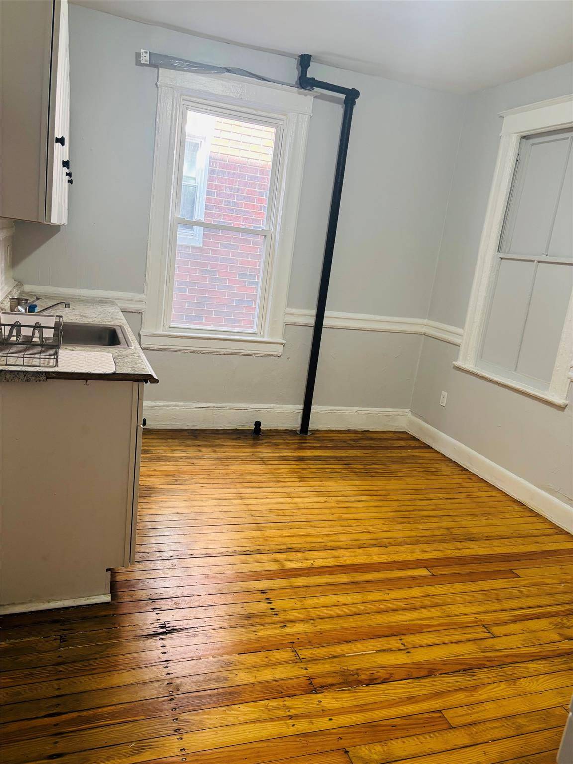 Yonkers, NY 10701,50 Van Cortlandt Pk AVE #6
