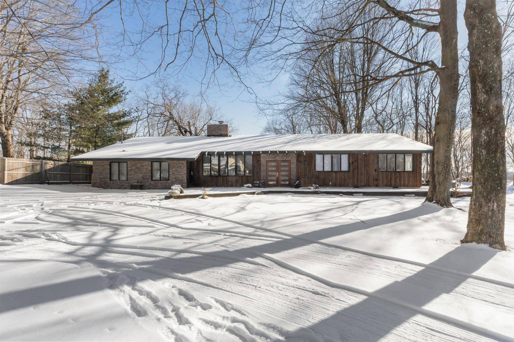 Pound Ridge, NY 10576,157 Salem RD