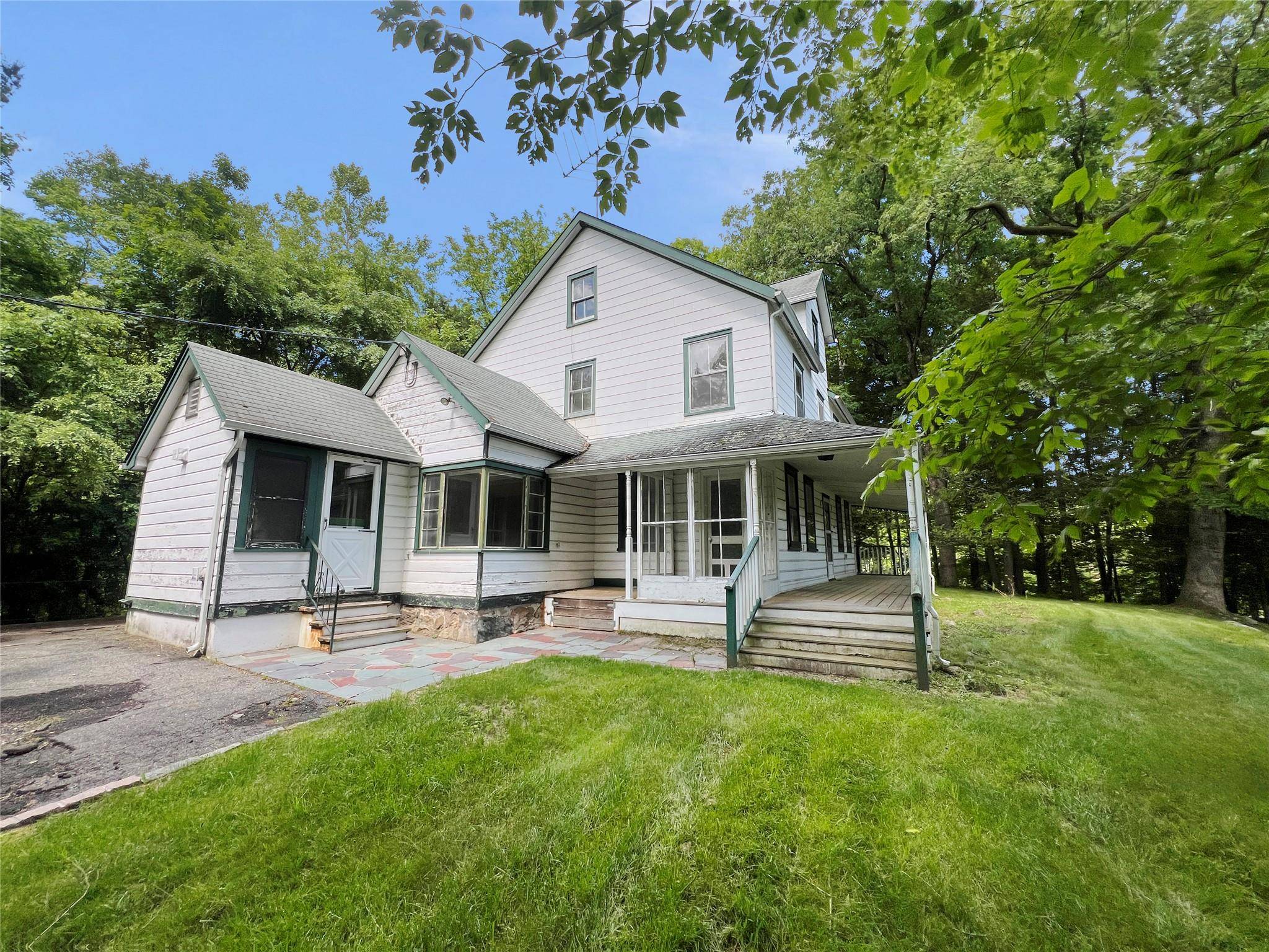 Sloatsburg, NY 10974,19 Johnsontown RD
