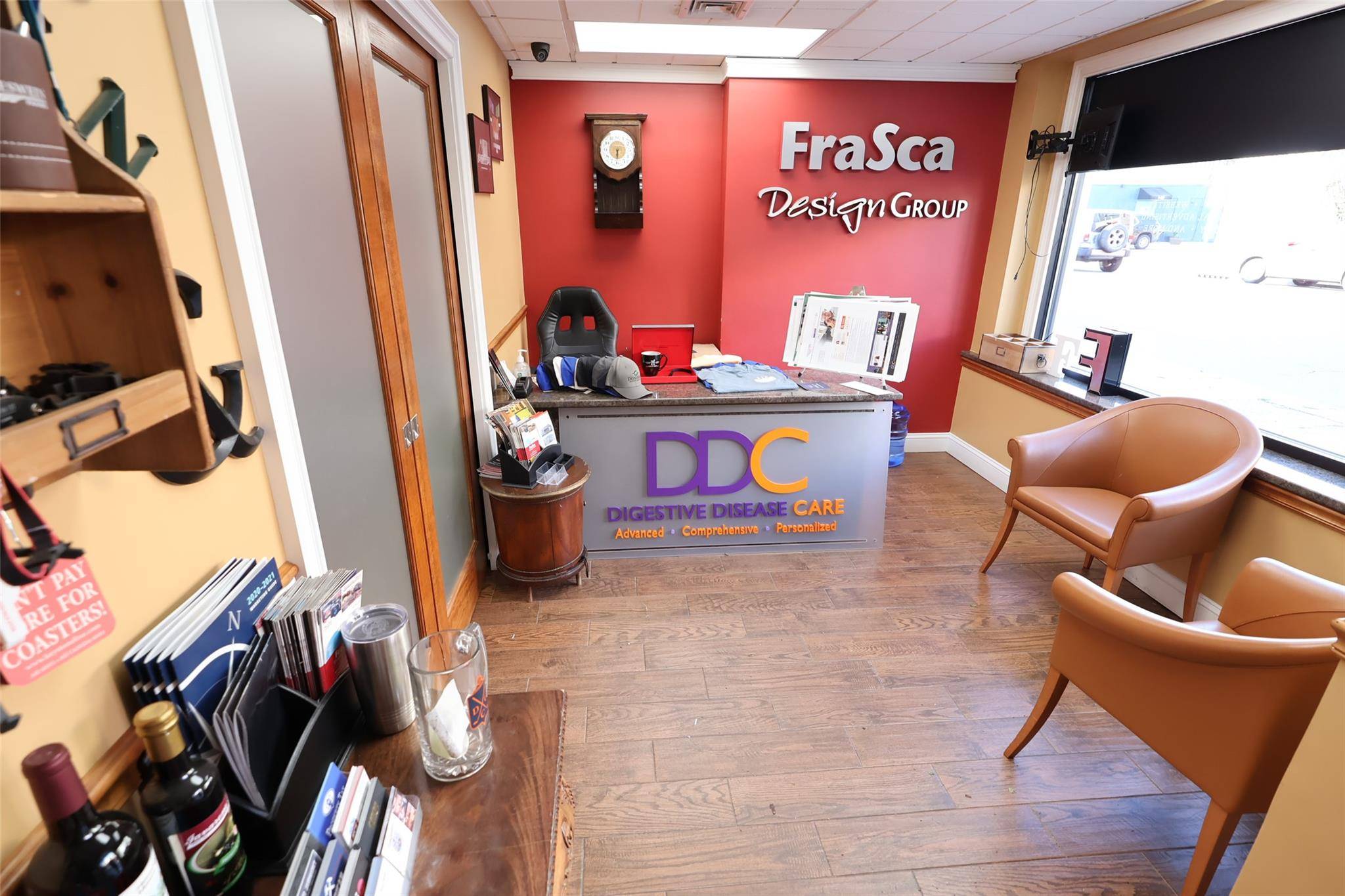 Mineola, NY 11501,156 Mineola BLVD #Store Front