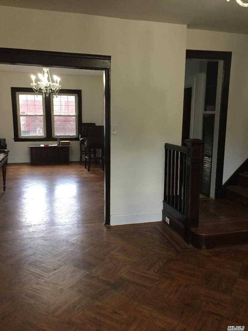 Flushing, NY 11358,47-09 188th ST