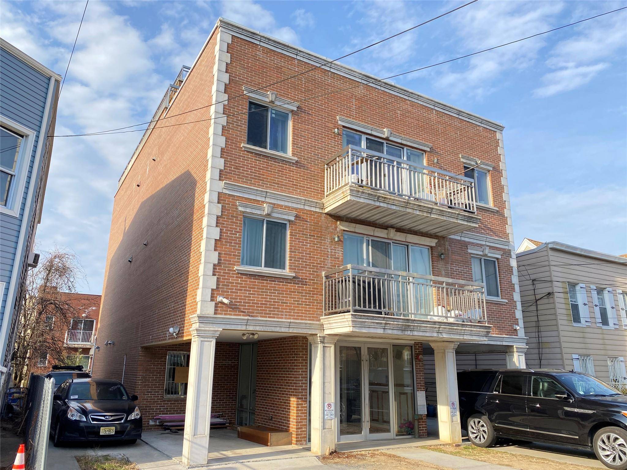 Corona, NY 11368,108-31 50th Ave #1