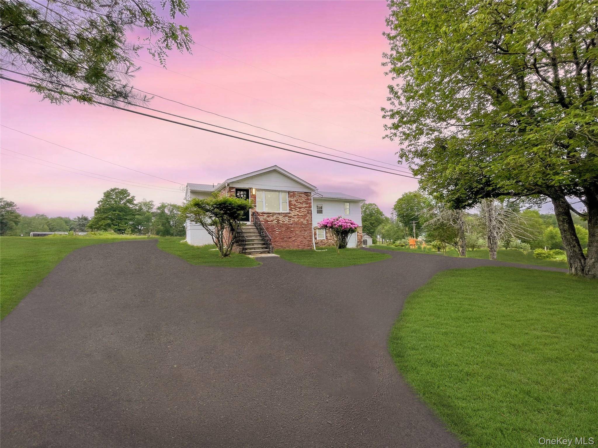 Swan Lake, NY 12783,811 Happy AVE