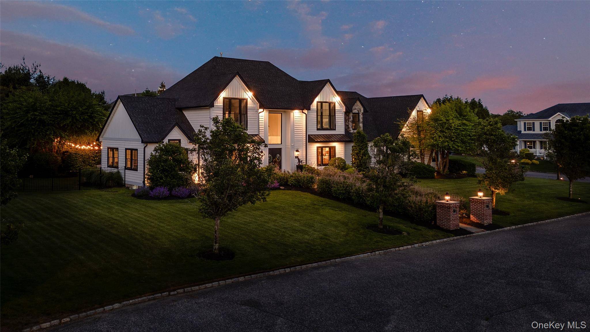 East Moriches, NY 11940,35 Sycamore DR