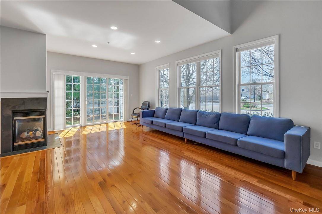 Croton-on-hudson, NY 10520,1200 Half Moon Bay DR