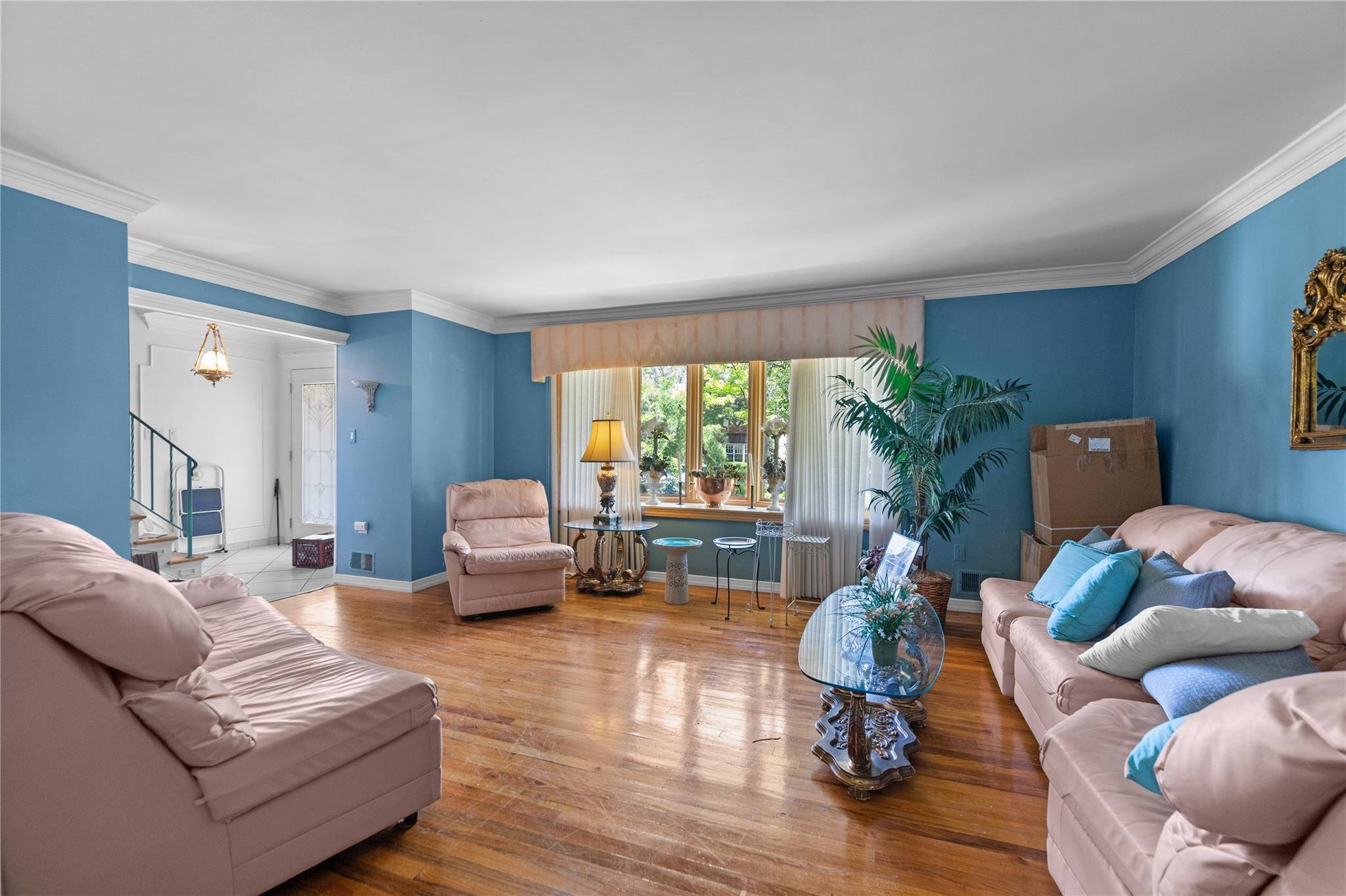 Staten Island, NY 10309,835 Ionia AVE