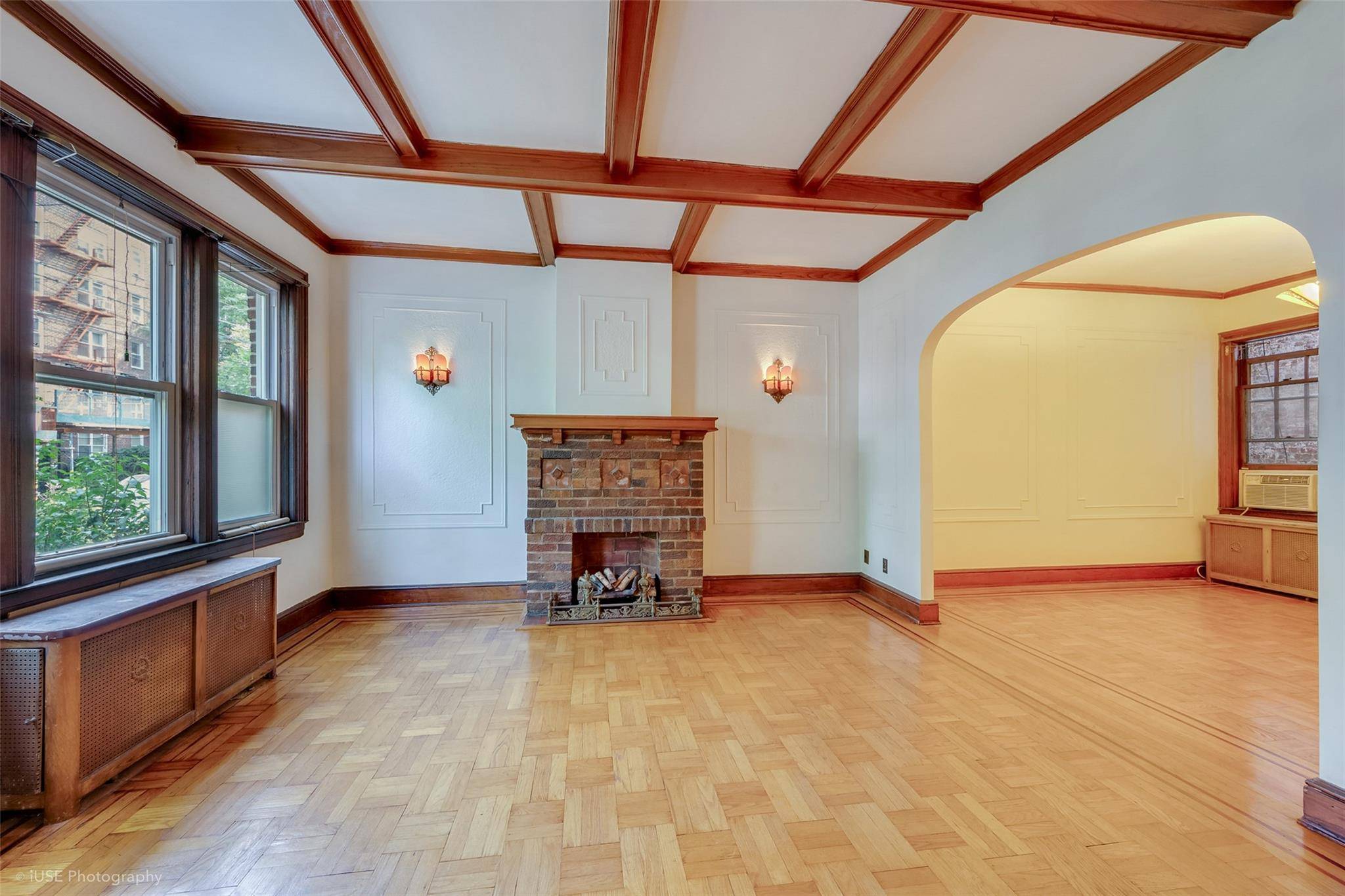 Woodside, NY 11377,3916 51st ST