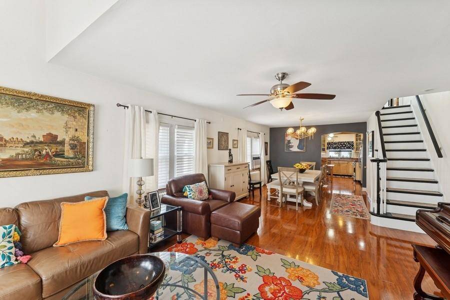 Bayside, NY 11361,3211 204th ST