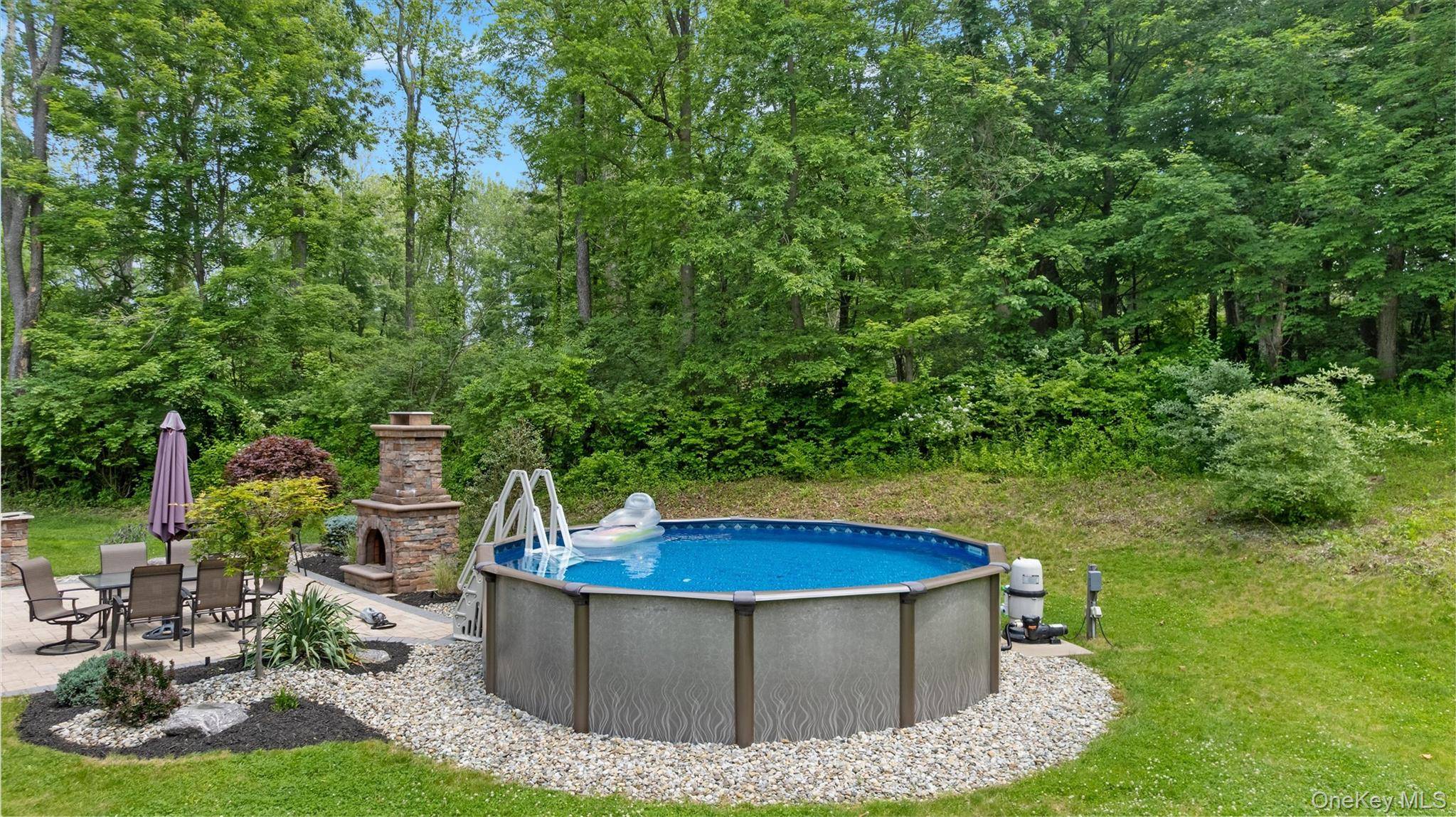 Warwick, NY 10990,1 Hidden Hills CT