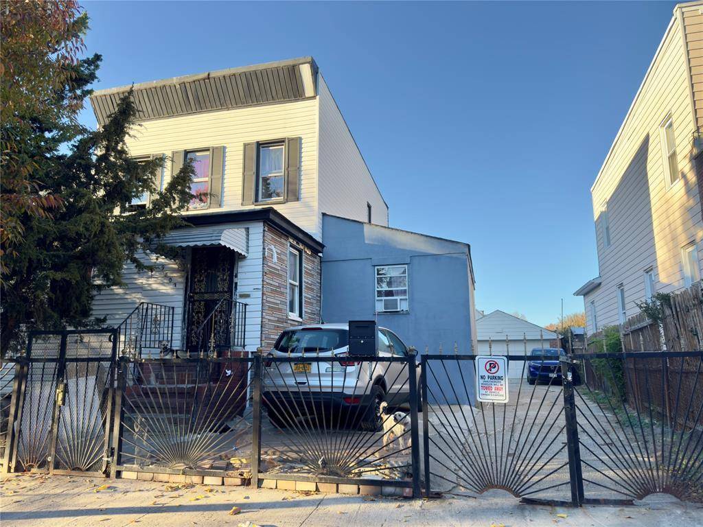 Corona, NY 11368,98-07 35th Ave