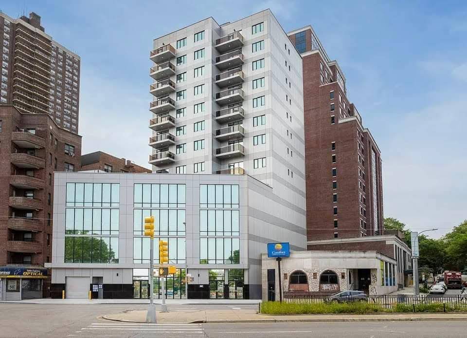 Kew Gardens, NY 11415,124-28 Queens Blvd. #9B