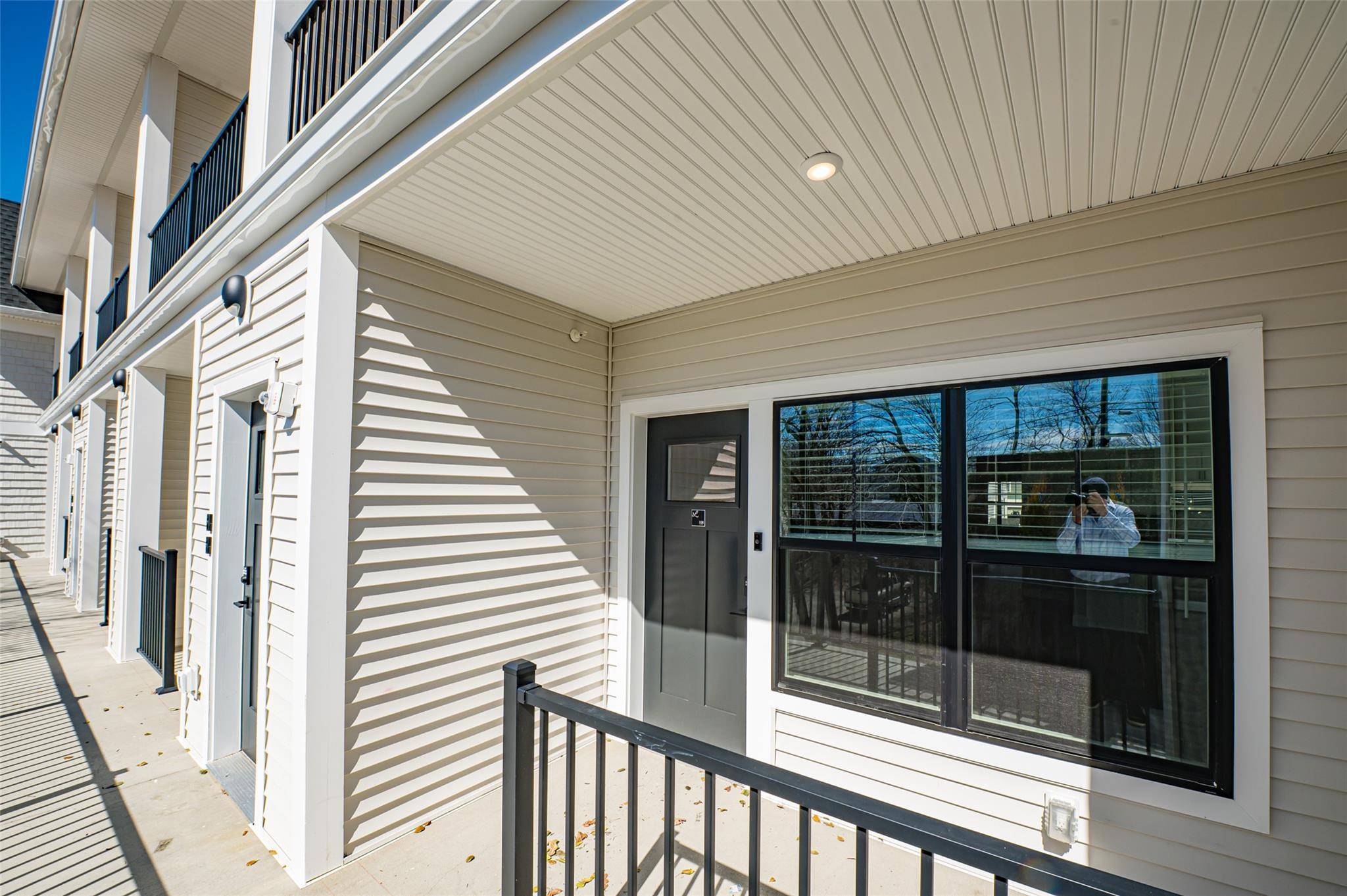 Huntington Station, NY 11746,1100 New York AVE #104