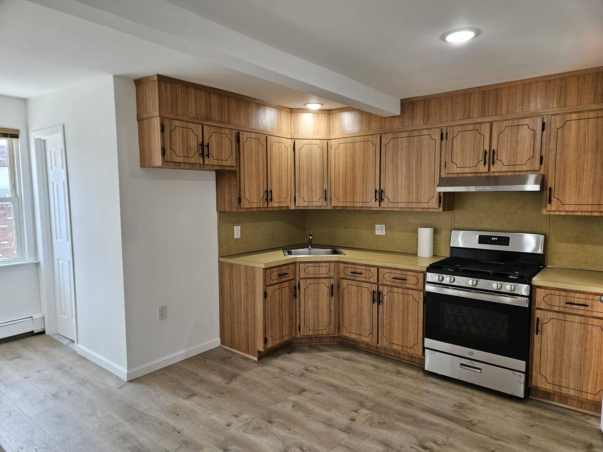 Carle Place, NY 11590,480 Westbury